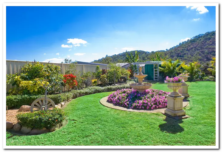 Many inpatient treatment centers for addiction have beautiful courtyards with relaxing scenery to make your stay even more relaxing.